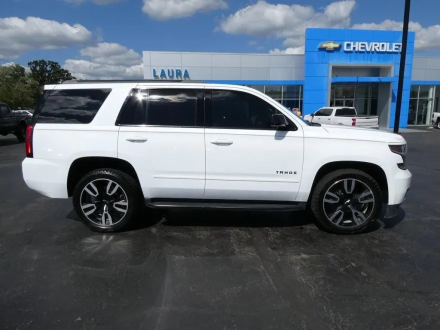 2019 Chevrolet Tahoe Premier photo 1