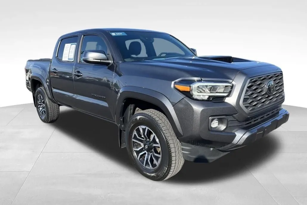 2023 Toyota Tacoma TRD Sport V6 photo 1