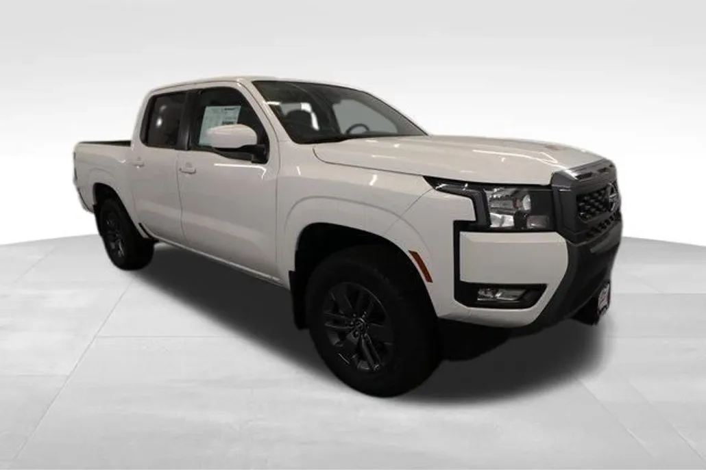 2025 Nissan Frontier SV photo 1