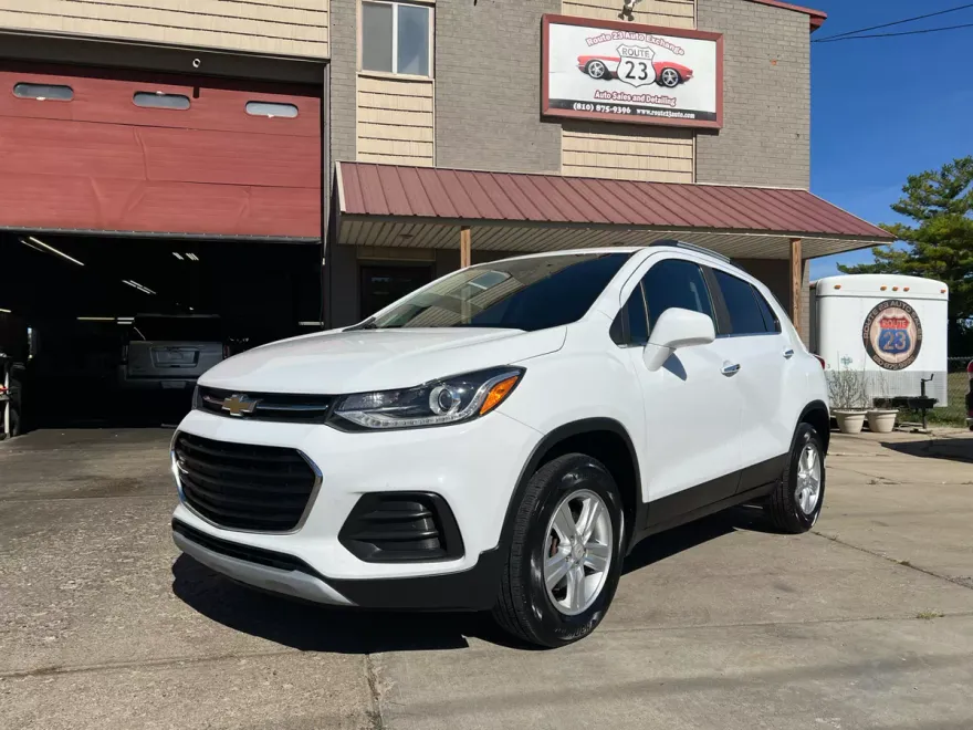 2018 Chevrolet Trax LT photo 1