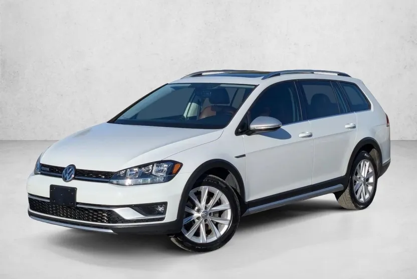 2019 Volkswagen Golf Alltrack TSI SE 4Motion photo 1