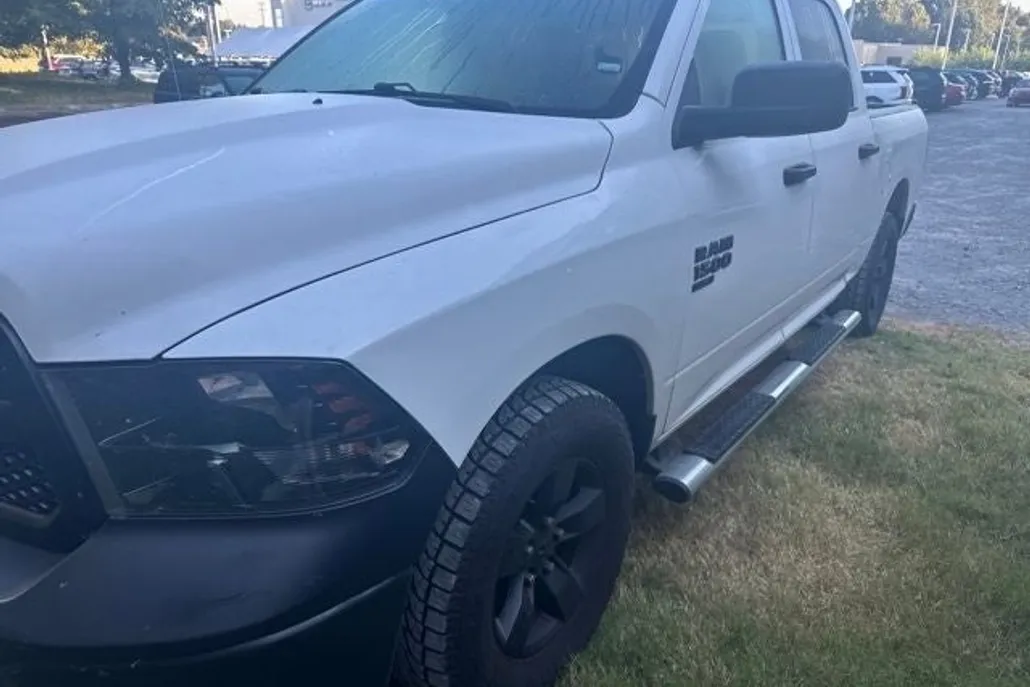 2022 Ram 1500 Classic Tradesman photo 1