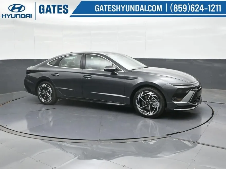 2025 Hyundai Sonata SEL Convenience photo 1