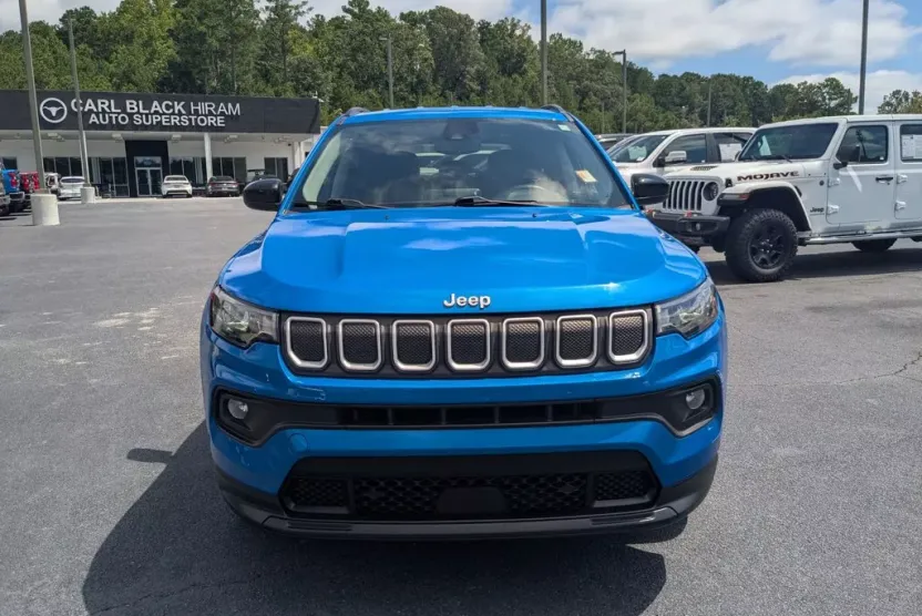 2022 Jeep Compass Latitude photo 1