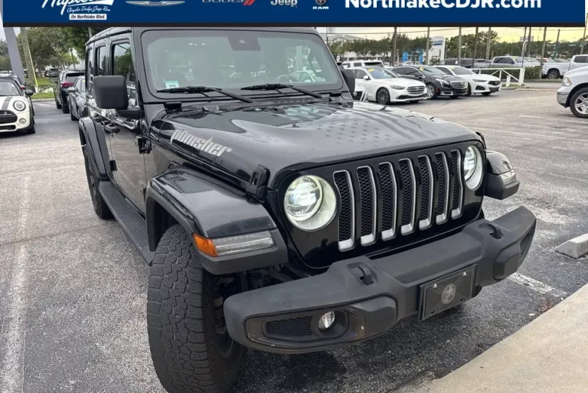 2019 Jeep Wrangler Unlimited Sahara photo 1