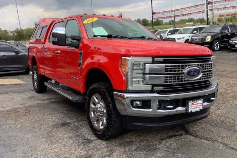 2017 Ford F-350 Lariat photo 1