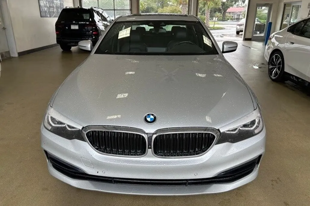 2019 Bmw 540i Sedan photo 1
