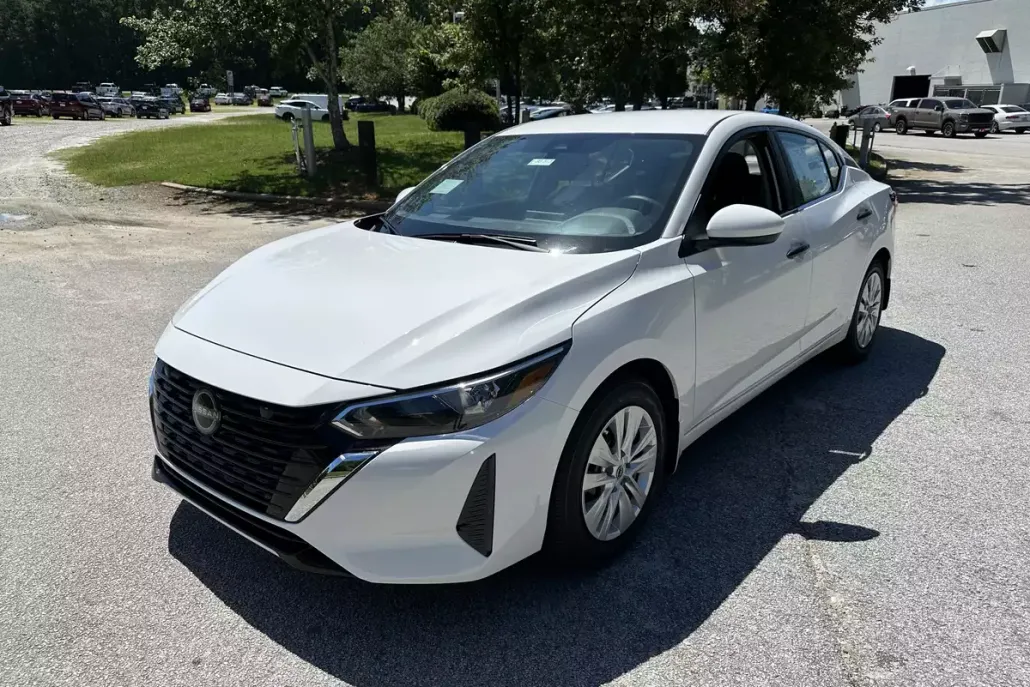 2025 Nissan Sentra S photo 1