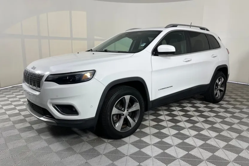 2019 Jeep Cherokee Limited photo 1