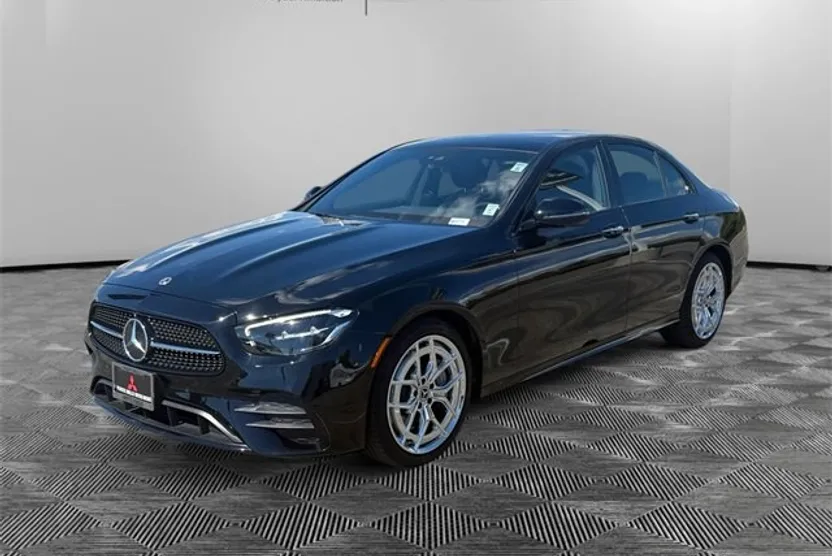 2022 Mercedes Benz E 350 photo 1