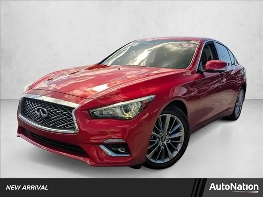 2023 Infiniti Q50 LUXE photo 1