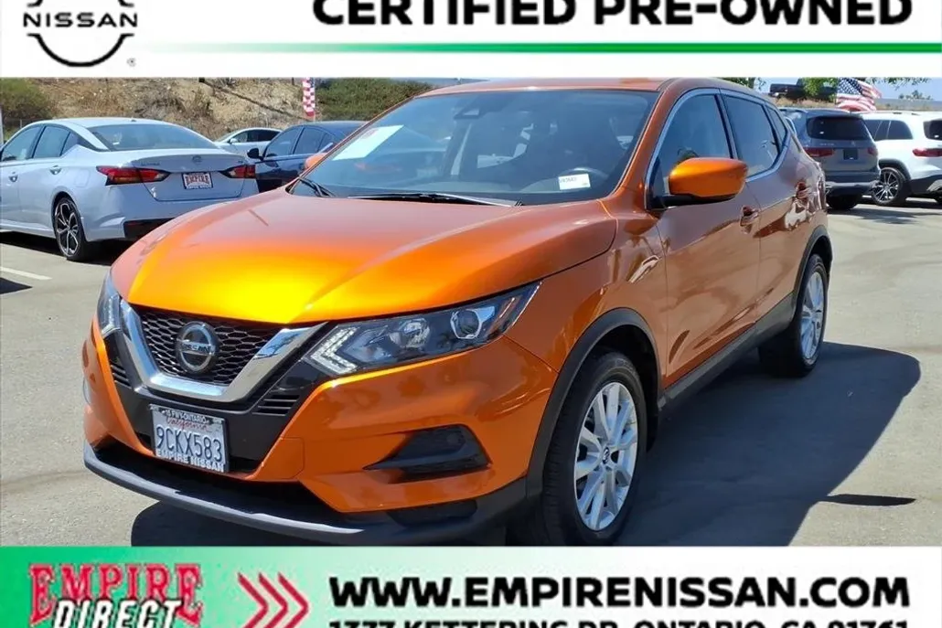 2022 Nissan Rogue Sport S photo 1
