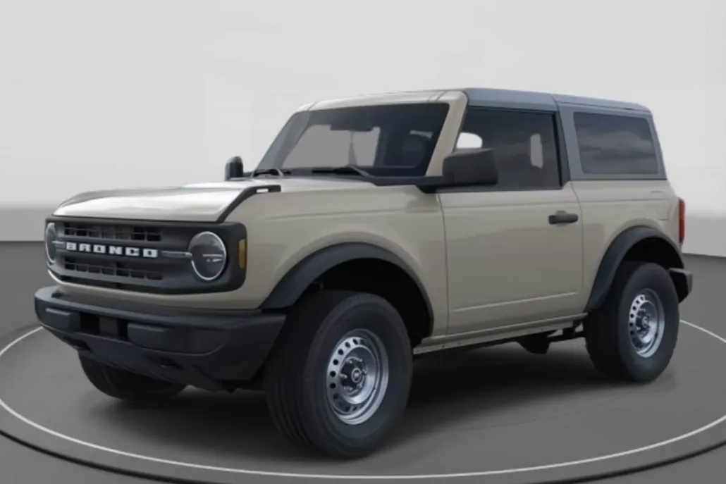 2025 Ford Bronco Base photo 1