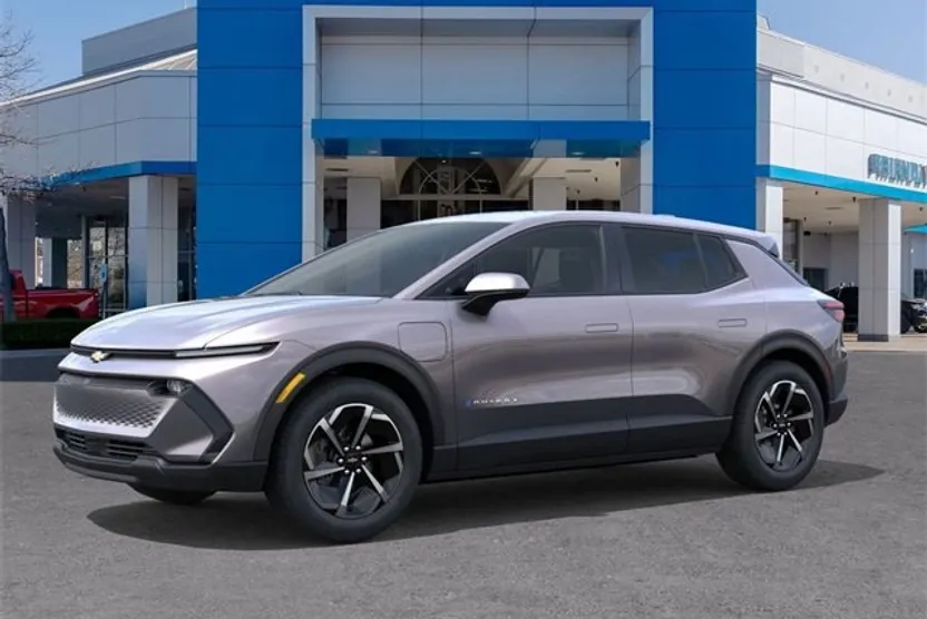 2026 Chevrolet Equinox EV 1LT photo 1