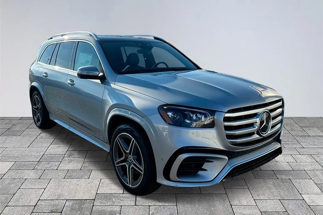 2025 Mercedes Benz GLS 450 4MATIC photo 1