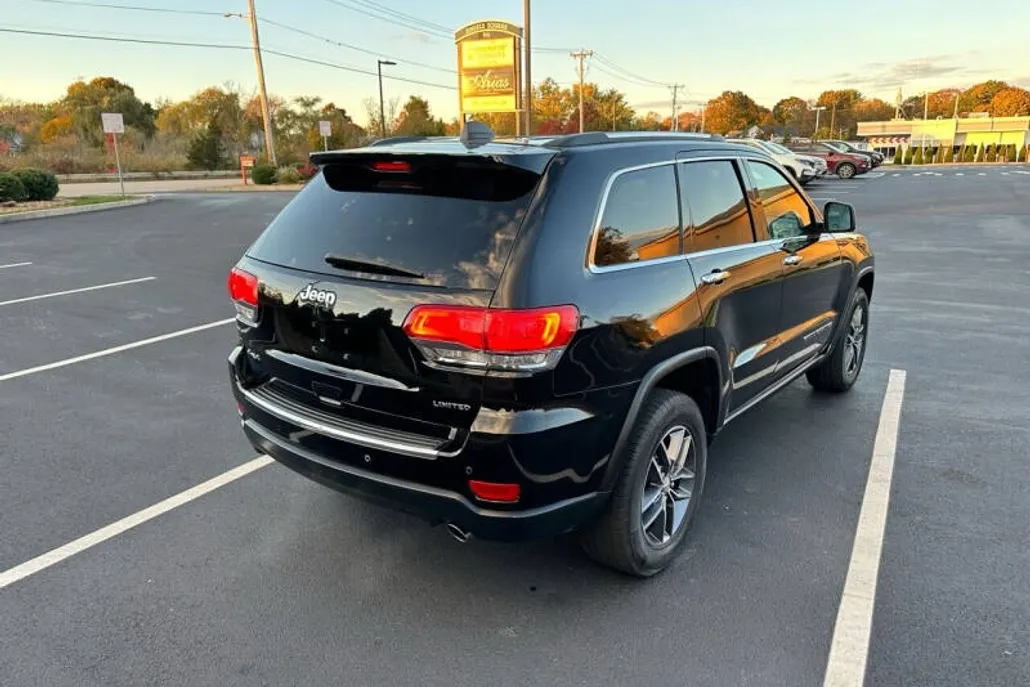 2018 Jeep Grand Cherokee Limited photo 1