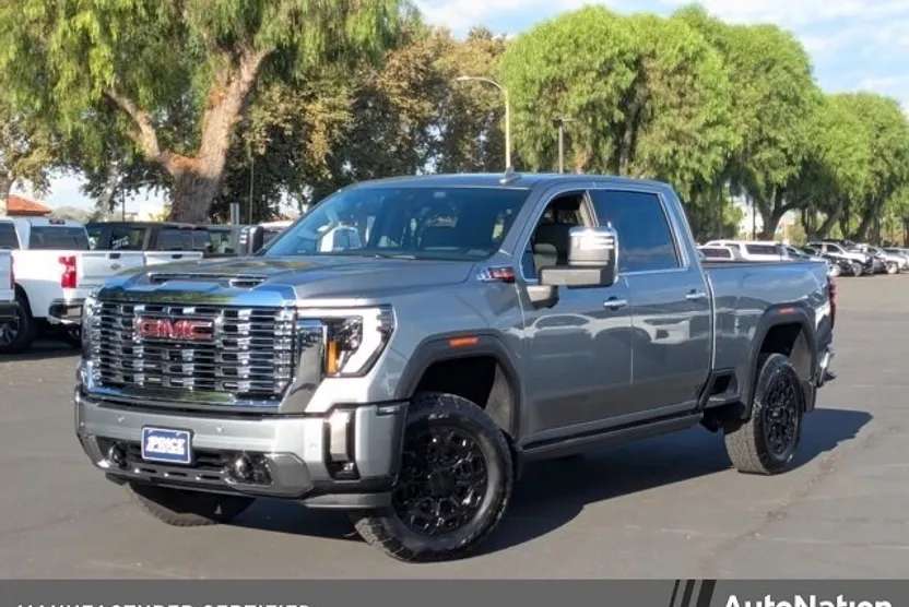 2024 Gmc Sierra 2500 HD Denali photo 1