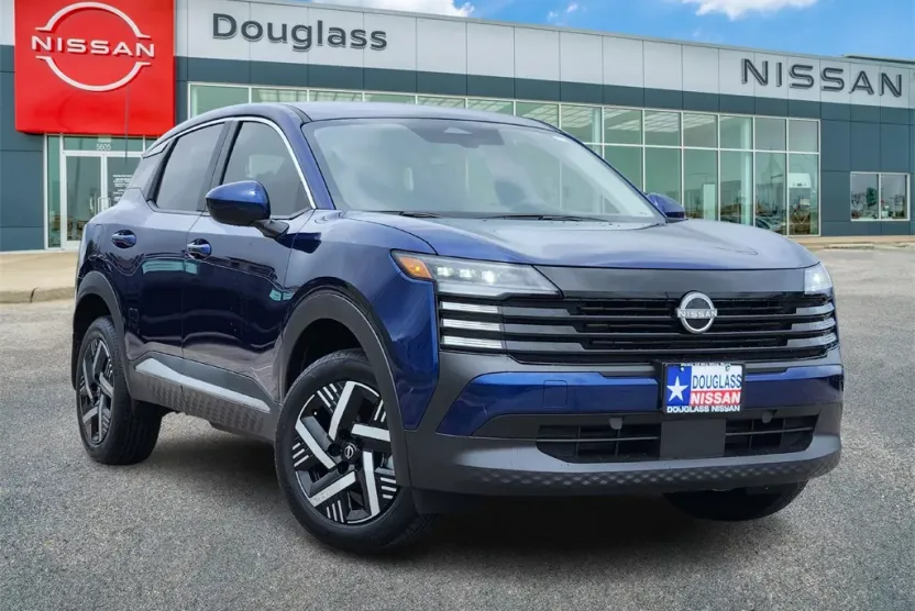 2025 Nissan Kicks SV photo 1