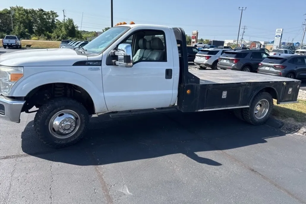 2015 Ford F-350 XL photo 1