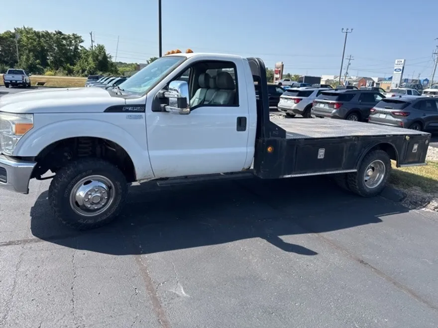 2015 Ford F-350 XL photo 1