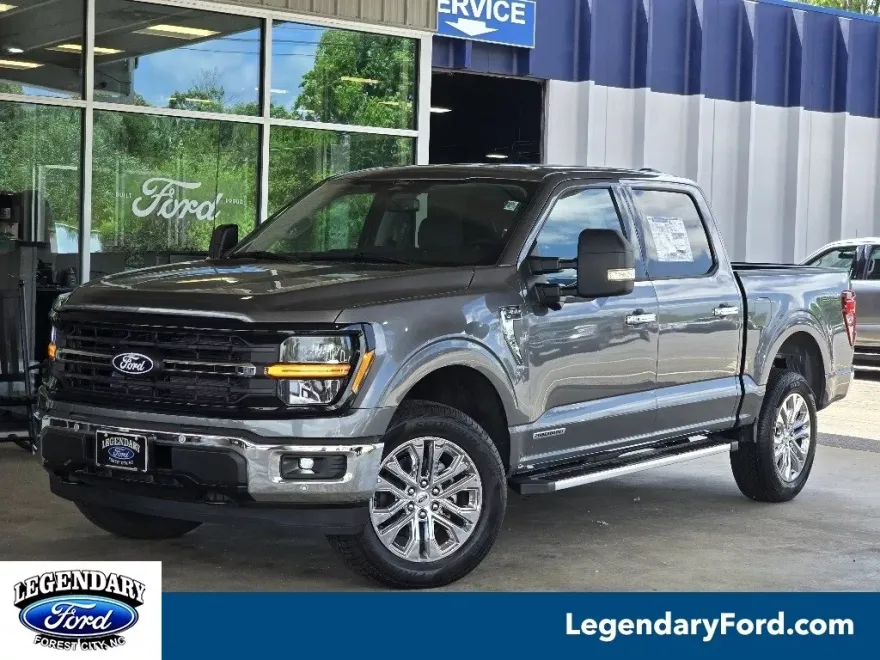 2025 Ford F-150 XLT photo 1