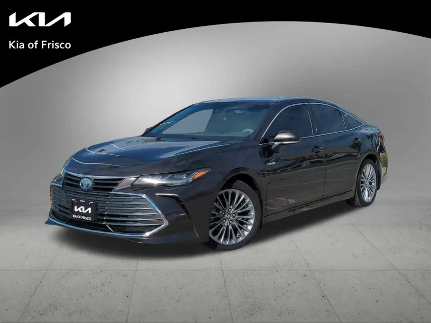 2020 Toyota Avalon Hybrid Limited photo 1