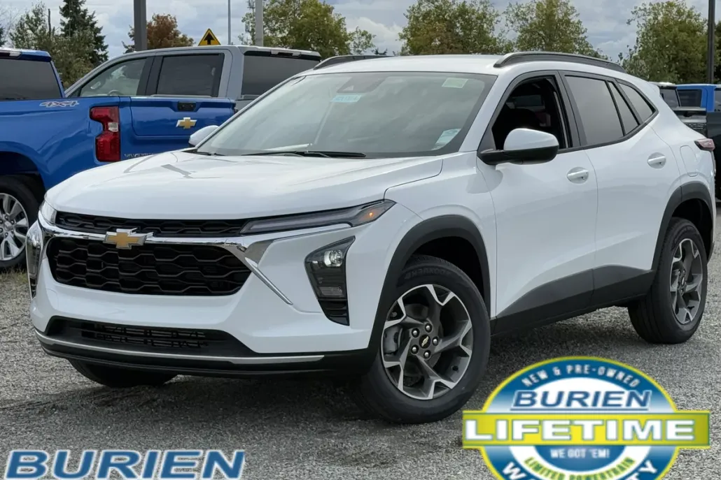 2026 Chevrolet Trax LT photo 1
