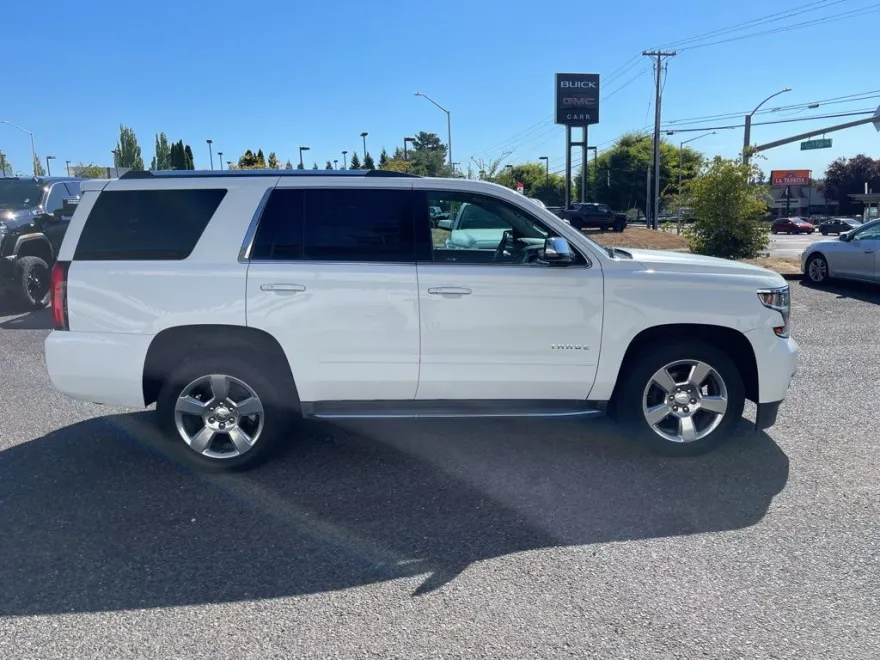 2020 Chevrolet Tahoe Premier photo 1