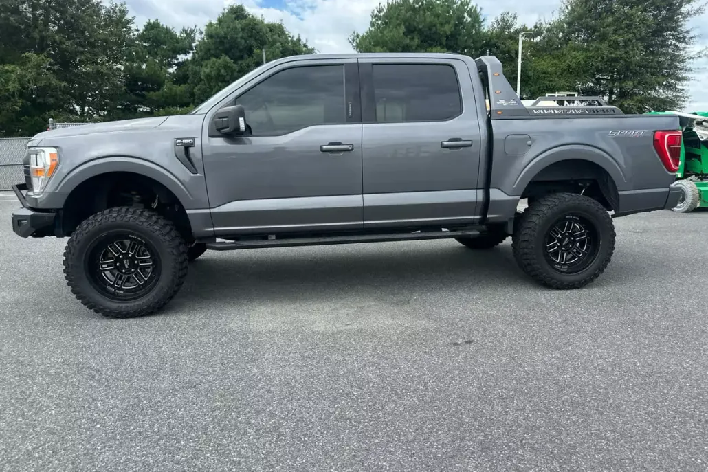 2021 Ford F-150 XLT photo 1