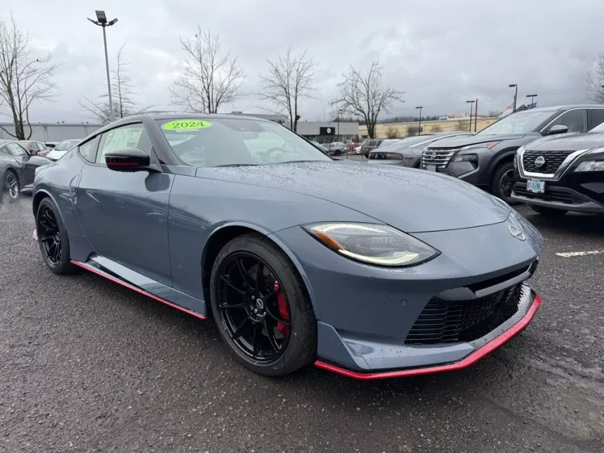 2024 Nissan Z Nismo photo 1