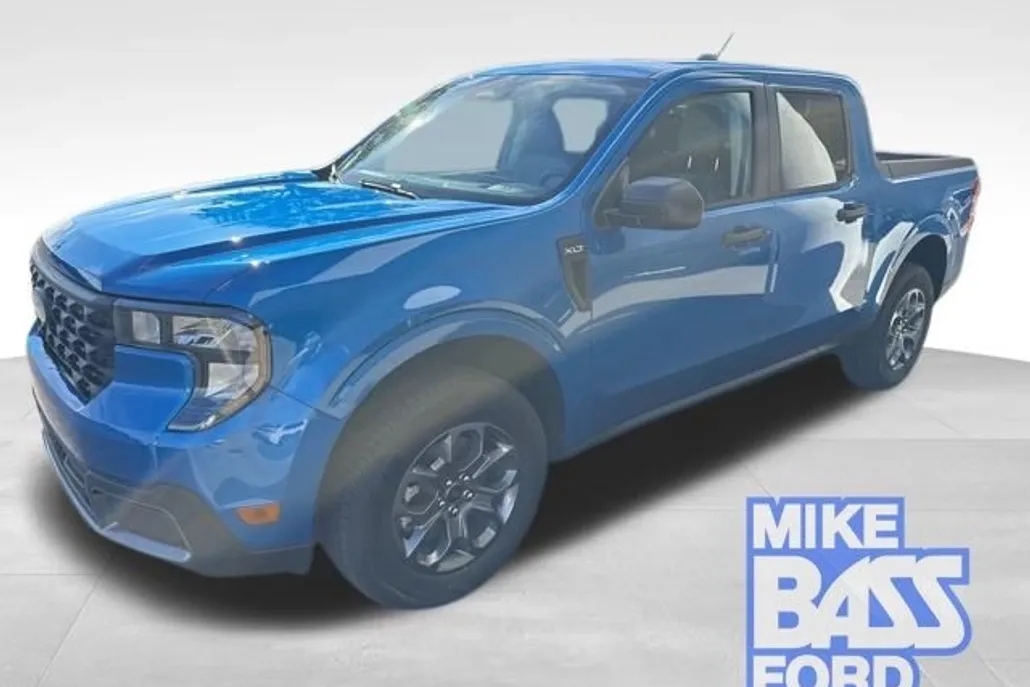 2025 Ford Maverick XLT photo 1