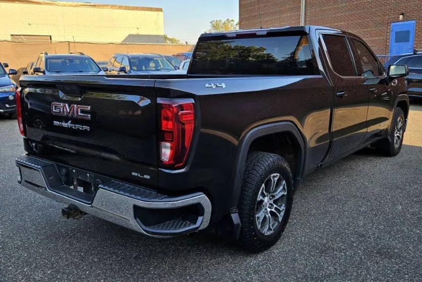 2020 Gmc Sierra 1500 SLE photo 1