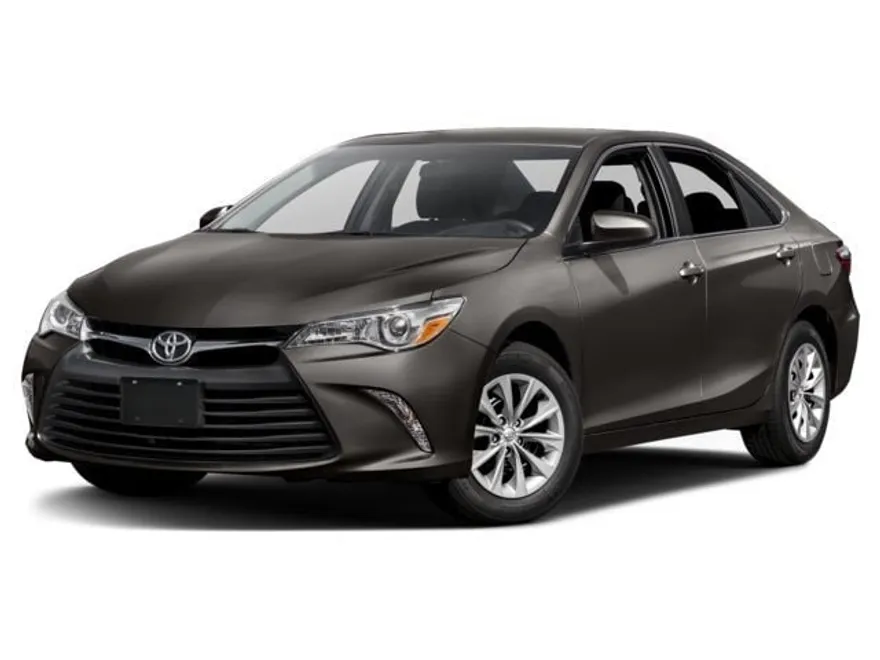 2017 Toyota Camry XLE photo 1