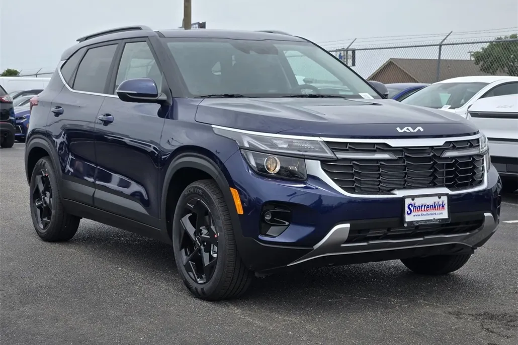 2026 Kia Seltos EX photo 1