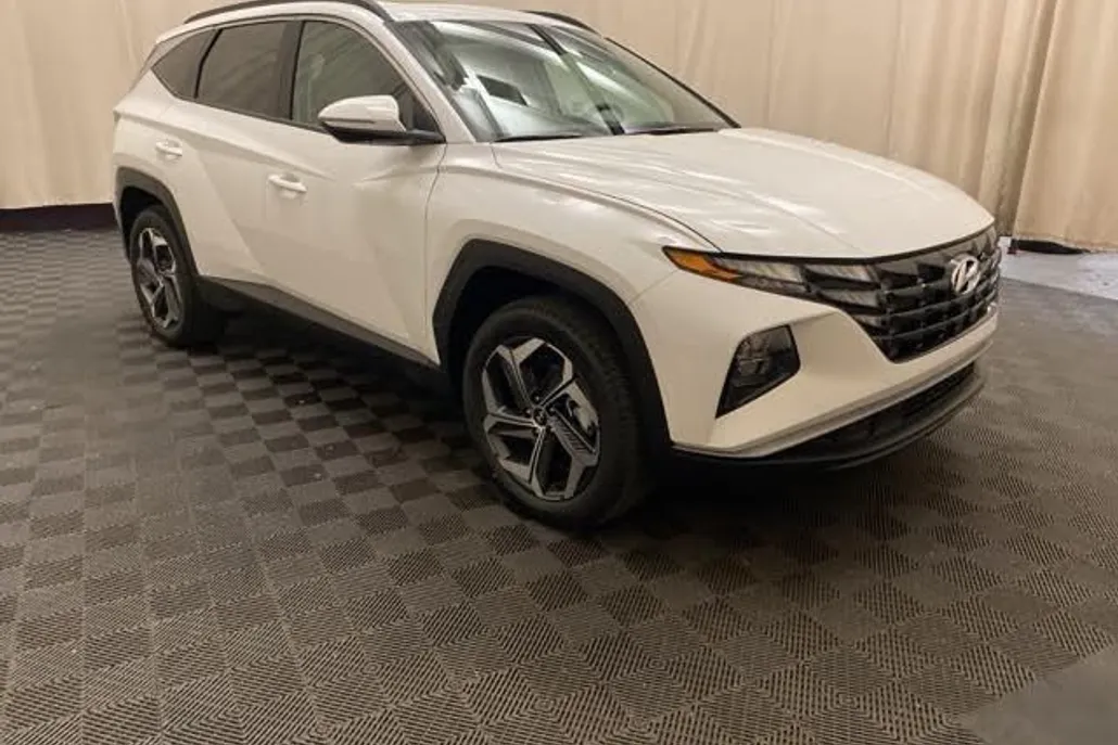 2024 Hyundai Tucson SEL Convenience photo 1