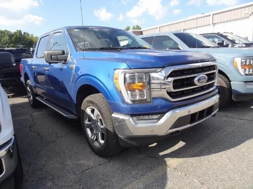 2023 Ford F-150 XLT photo 1