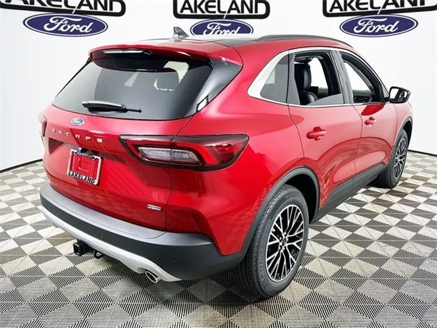 2025 Ford Escape Base photo 1