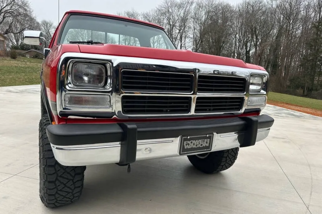 1993 Dodge Ram photo 1