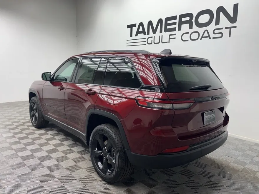 2025 Jeep Grand Cherokee Limited photo 1
