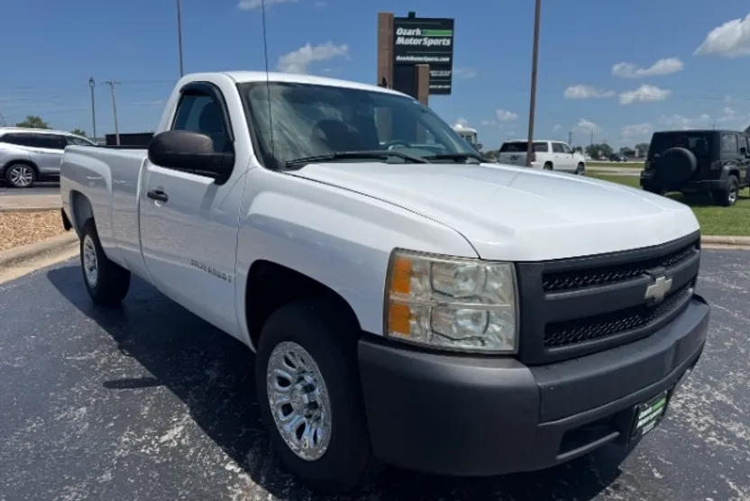 2008 Chevrolet Silverado 1500 Work Truck photo 1