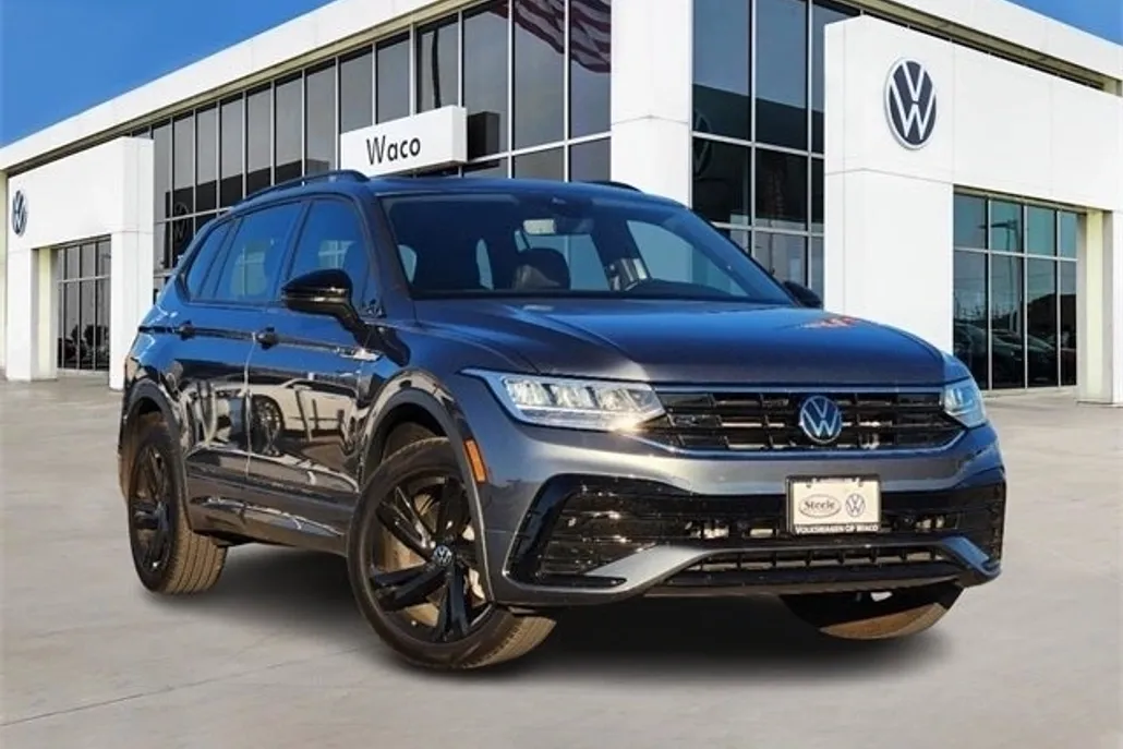 2024 Volkswagen Tiguan SE R-Line Black photo 1
