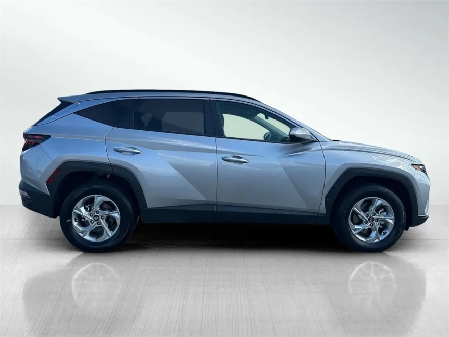 2024 Hyundai Tucson SEL photo 1