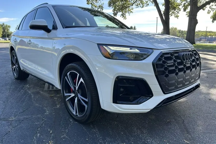 2025 Audi Q5 S line Premium Plus photo 1