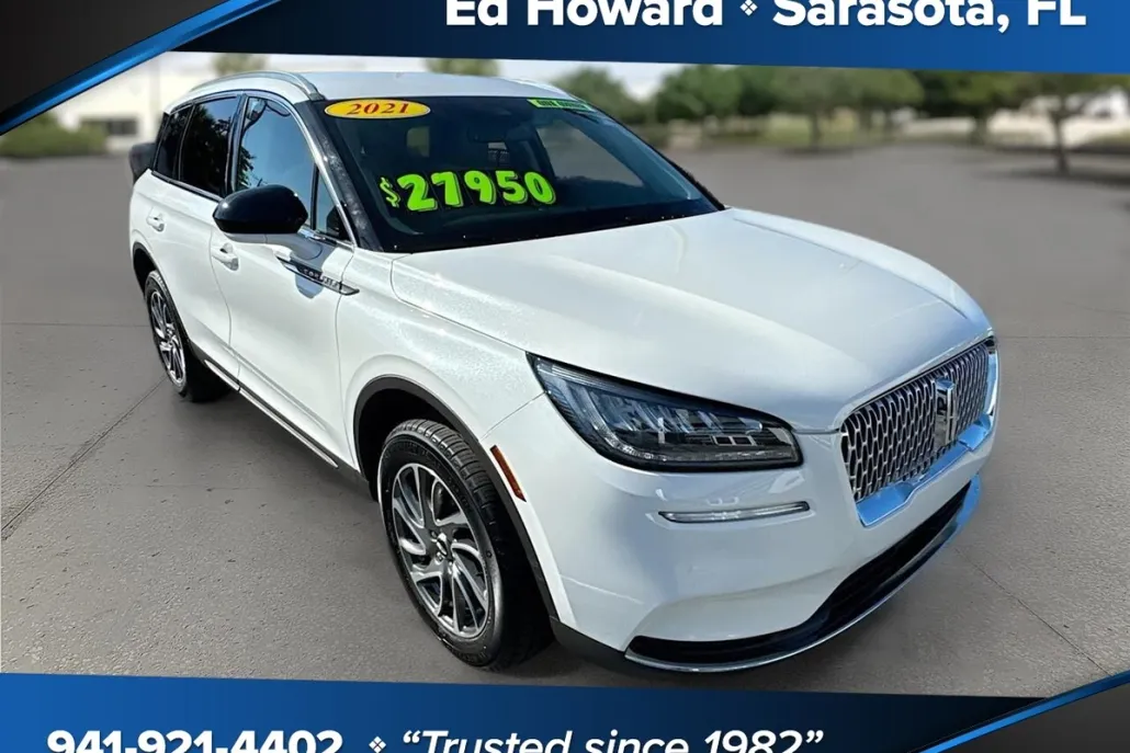 2021 Lincoln Corsair Standard photo 1