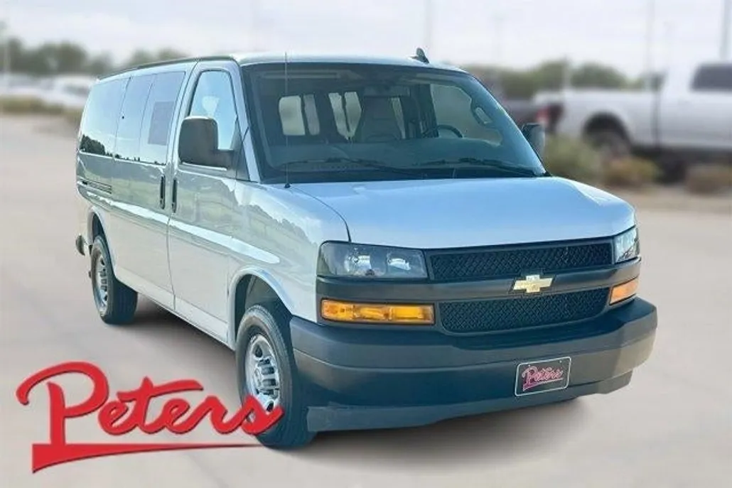 2023 Chevrolet Express Passenger LS photo 1