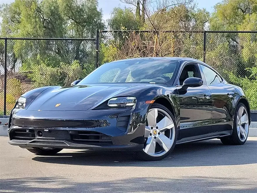 2024 Porsche Taycan 4S photo 1
