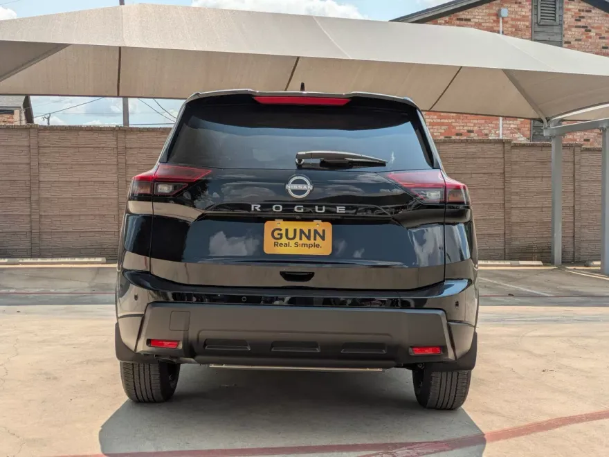 2026 Nissan Rogue SV photo 1