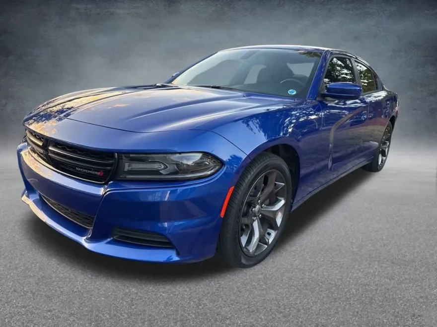 2019 Dodge Charger SXT photo 1