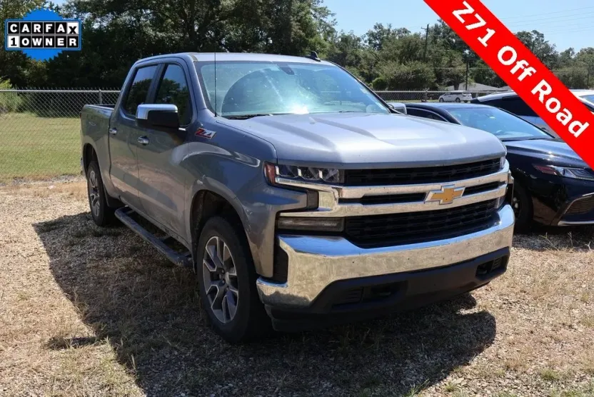2022 Chevrolet Silverado 1500 LT photo 1