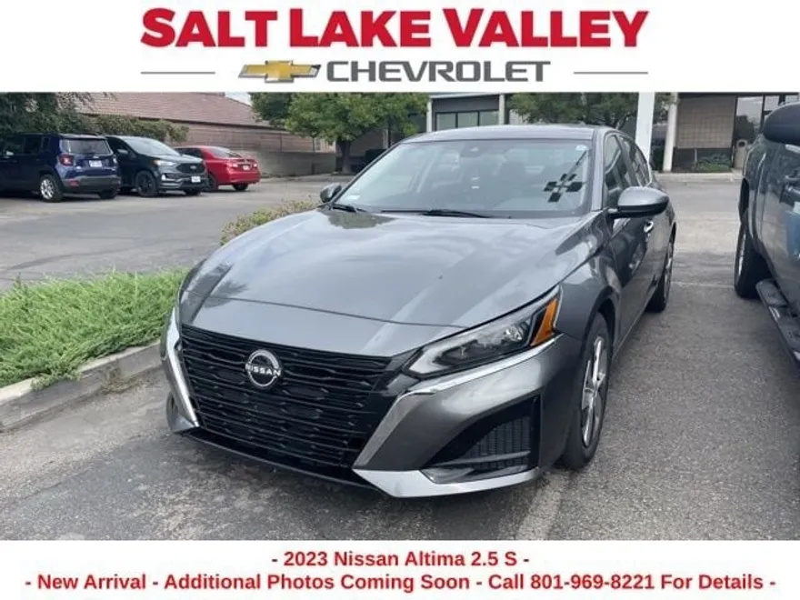 2023 Nissan Altima 2.5 S photo 1